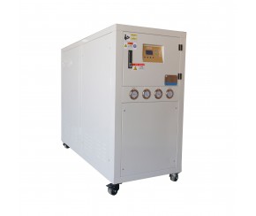 水冷渦旋式冷水機
